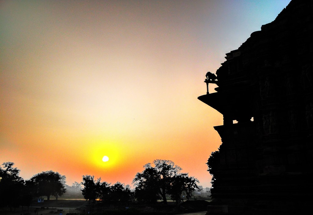 love, silhouette, sculpture