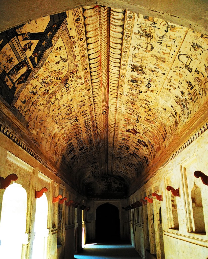 ogle, fresco, laxmi narayan mandir, orchha, madhya pradesh