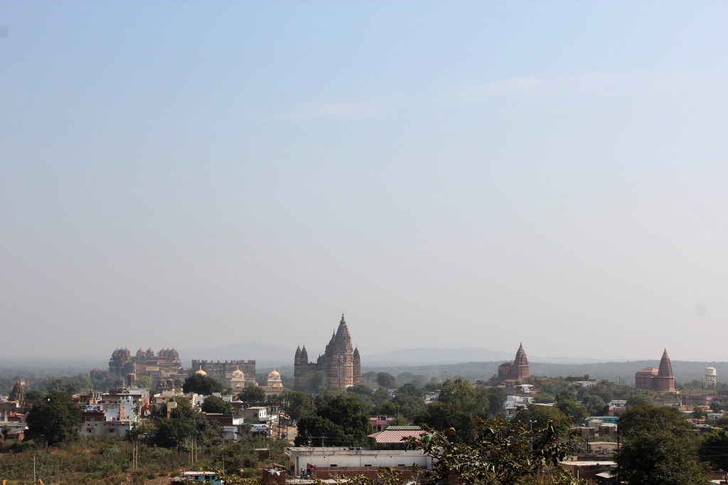 chaturbhuj mandir, tapering conical layout, exterior, decorate, lotus, orchha, madhya pradesh