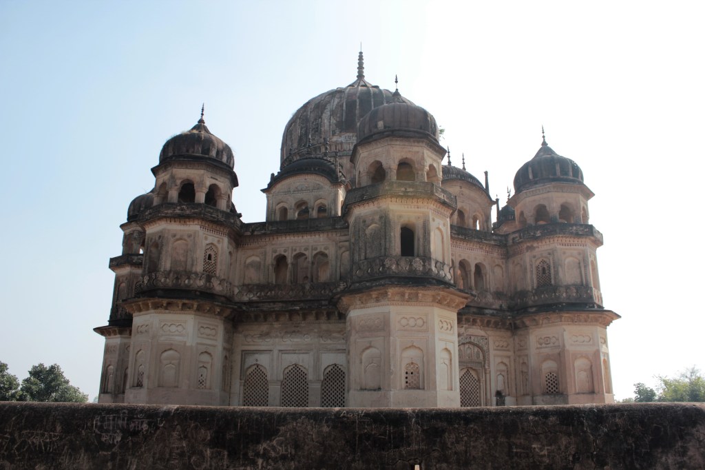 Maharani Kamlapati Chhatri, dhubela, madhya pradesh